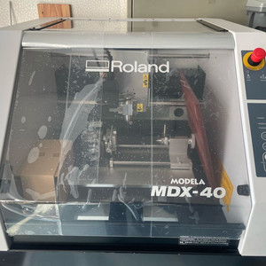Roland. MDX-40 이미지