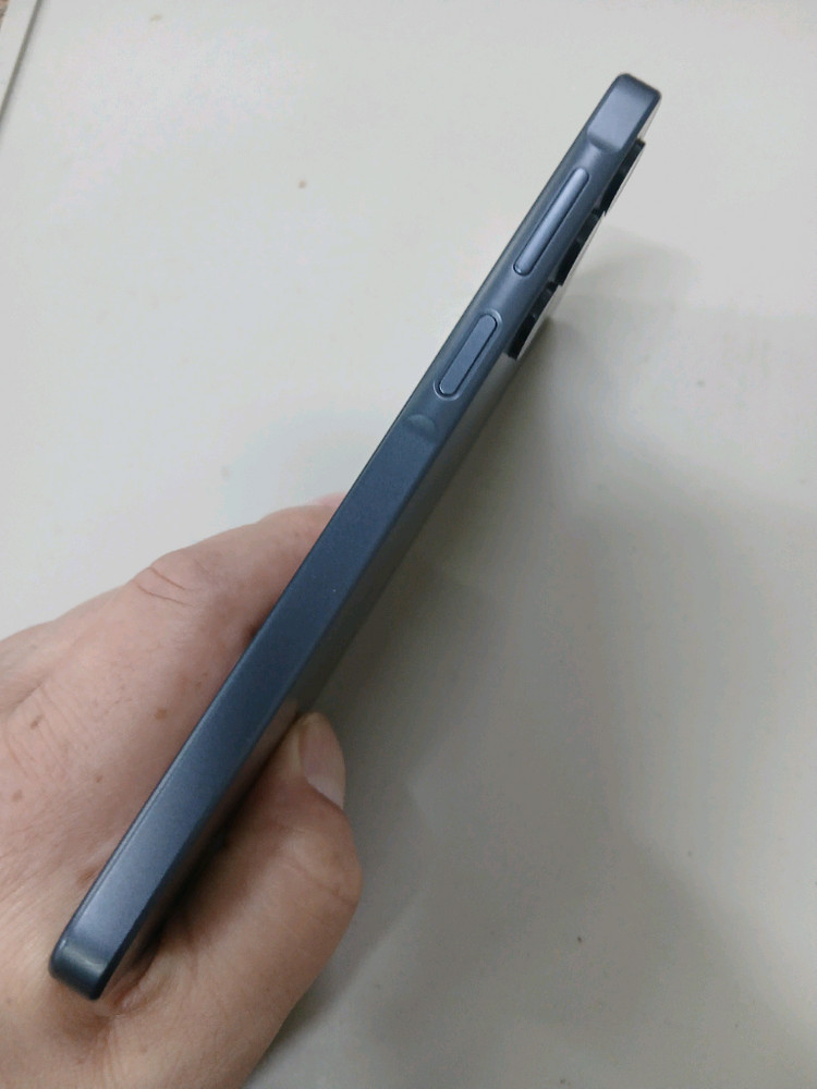 갤럭시A16 128GB 블랙 상태굿 단말기 입니다. 이미지
