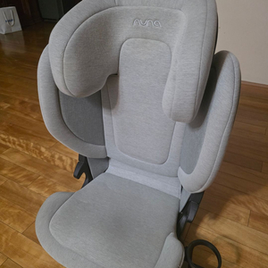 뉴나(Nuna) 주니어카시트 팝니다 LX 에이스