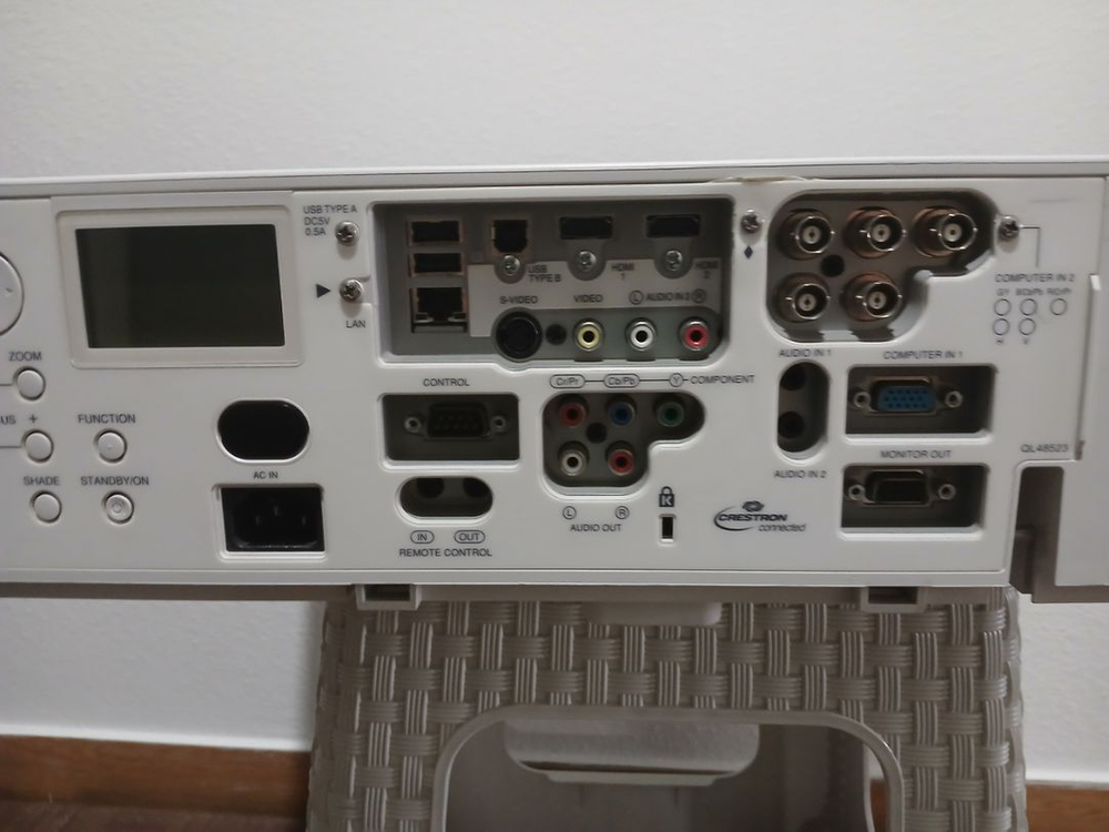 풀HD이상의 화질5000안시 히타치f500 빔프로젝터--3