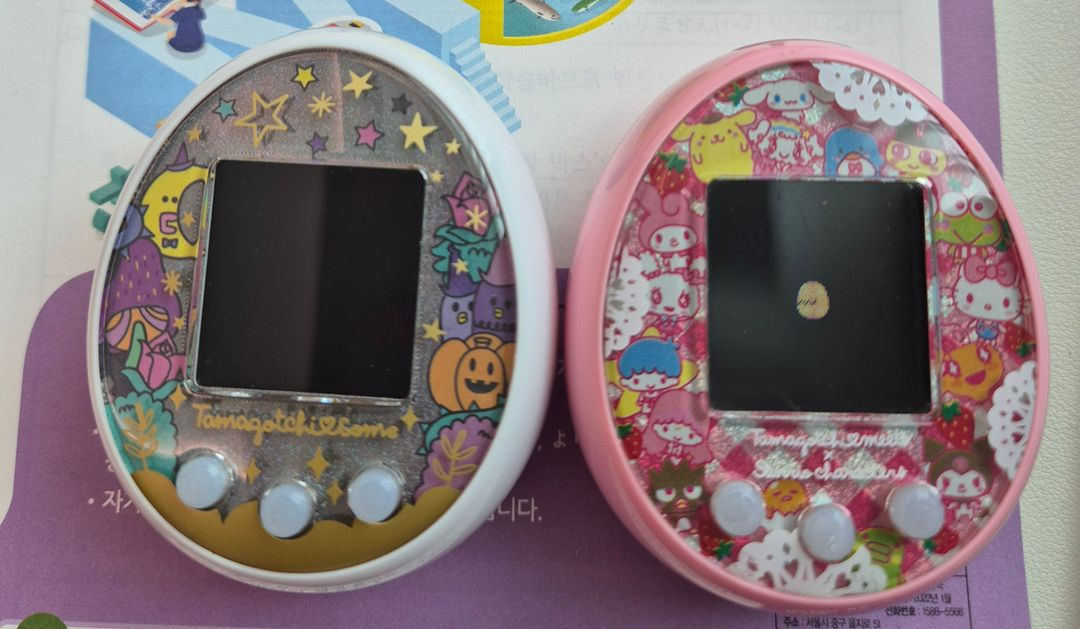 다마고치 산리오 미츠 + 썸 매지컬 + 실리콘케이스 일괄 이미지
