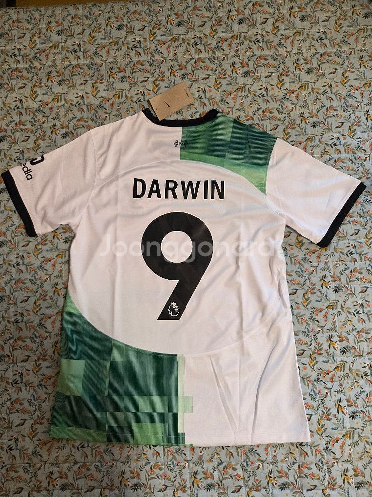 리버풀 다르윈 누녜스 유니폼 판매합니다(oem)--1