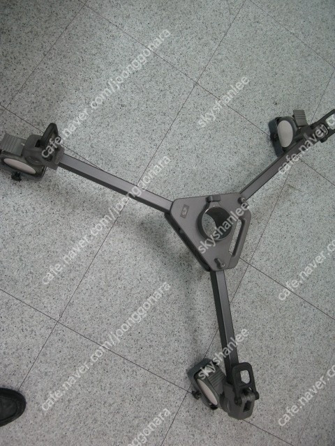 DL-10 이동형 삼각대 달리--2