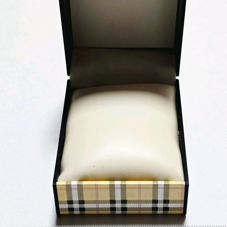 시계 케이스 이미지