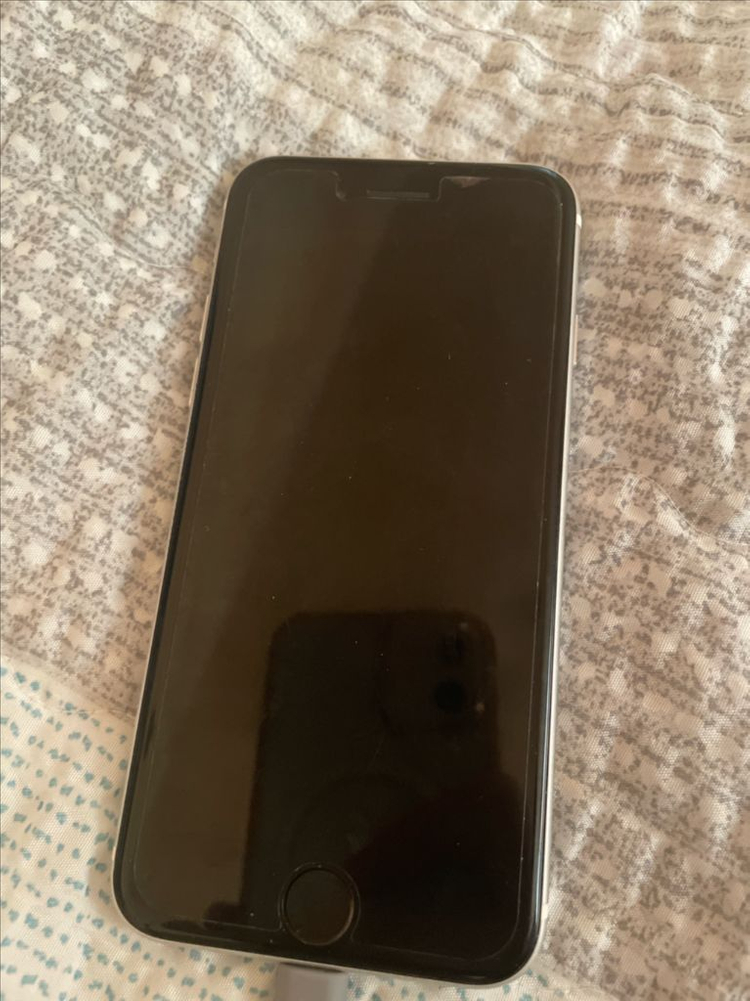 아이폰se2 64기가 화이트(홈버튼안됨)--3