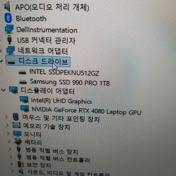 델 에일리언웨어 M18 R1 18인치 게이밍 노트북 (교환가능) 이미지