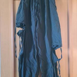 블랙 옆트임 조거팬츠