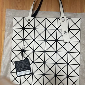 바오바오 루센트 토트백