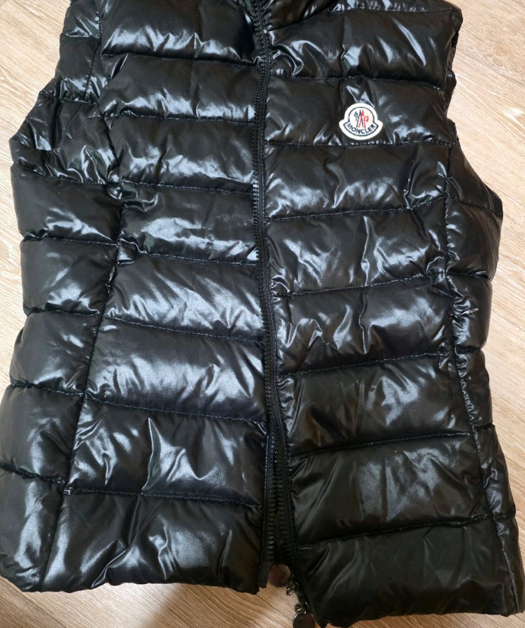 정품 몽클레어 패딩 베스트 블랙 00(급처분가 가격내림)--3