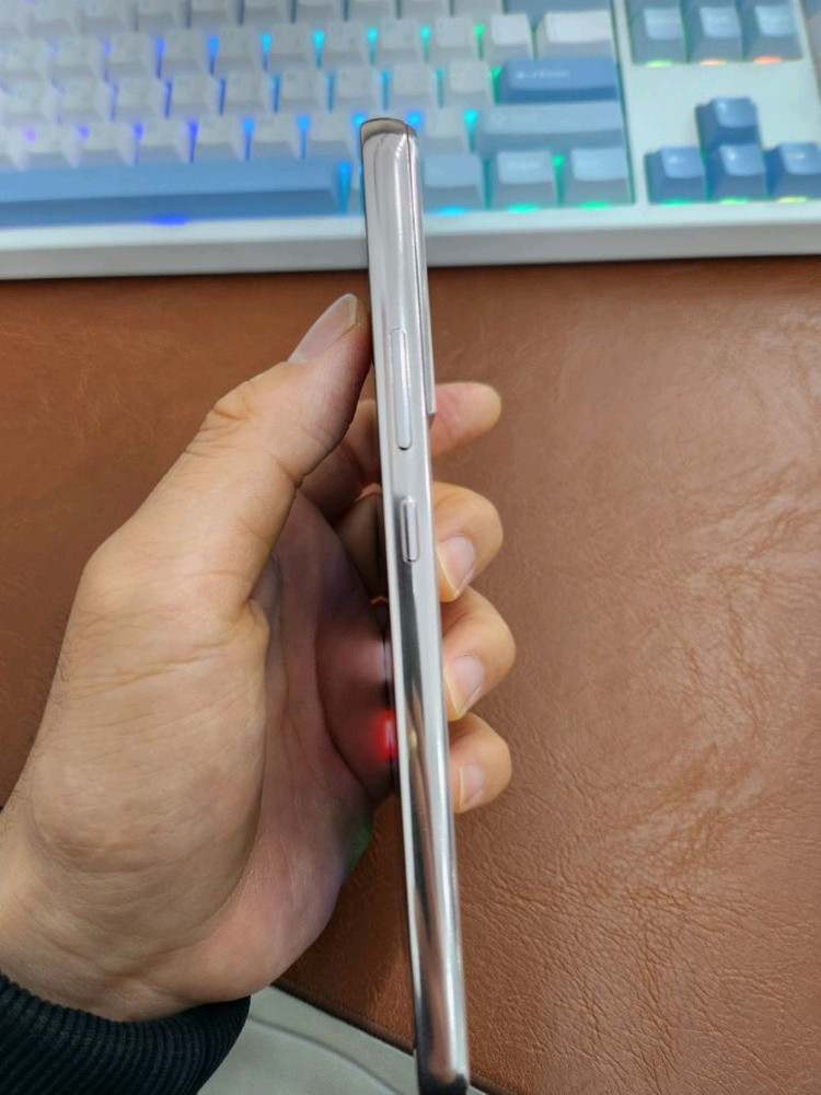 갤럭시 S22 플러스--4