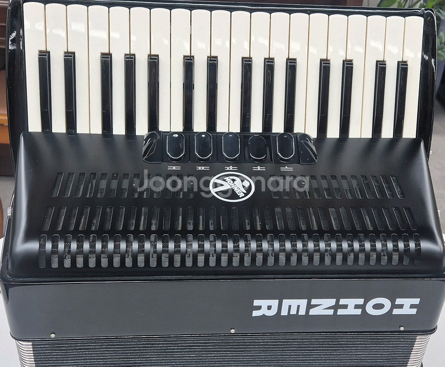 아코디언 아코디온 호너 부라뵈||| 60--1