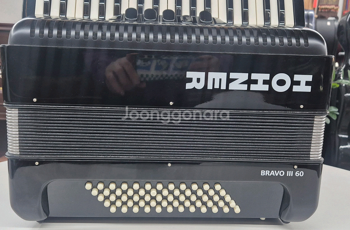 아코디언 아코디온 호너 부라뵈||| 60--2