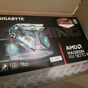 라데온 그래픽카드 RX 9070 XT Gaming OC 화이트