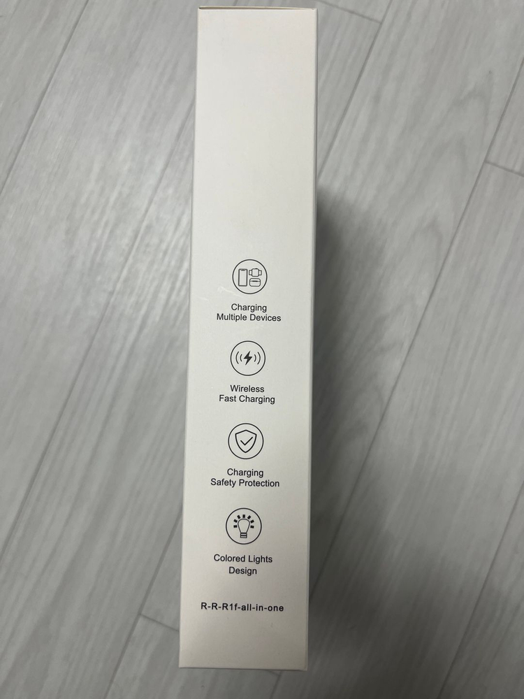 (미개봉) 듀얼코일 고급형 4-in-1 스마트폰 아이폰, 에어팟 이어폰, 애플워치, 무선충전기 올인원--2