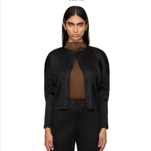 플리츠플리즈 24년 10월 가디건