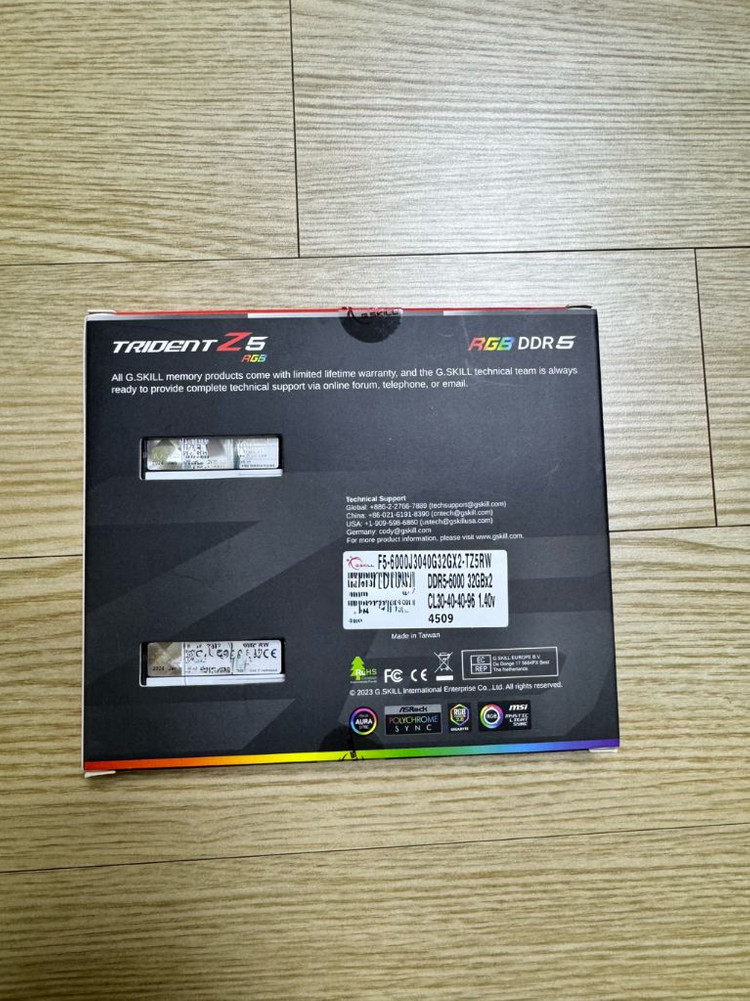 G.SKILL DDR5-6000 CL30 TRIDENT Z5 RGB 화이트 패키지 (64GB(32Gx2))--1