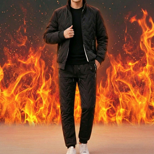 기모방한 방풍 기모점퍼 바지 트레이닝복 상하의 세트 색상 블랙 싸이즈 95 ~110까지기모 안감으로 제작되어 한겨울