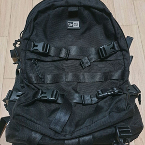 뉴에라 백팩