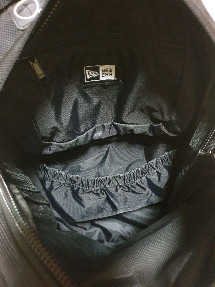 뉴에라 백팩--2