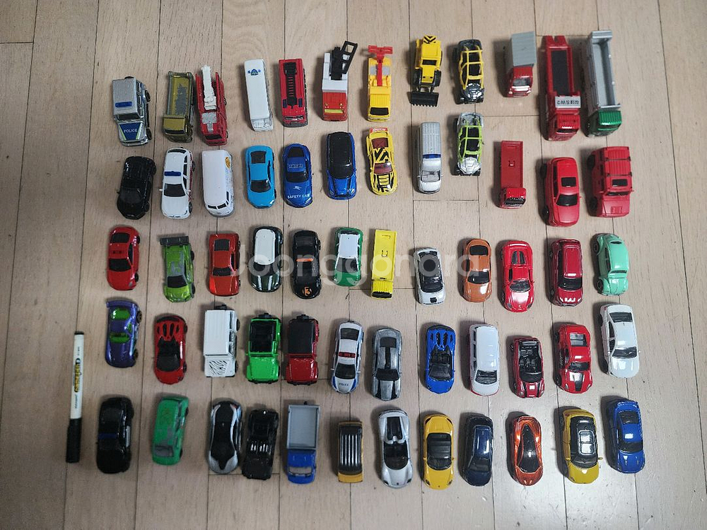 장난감 자동차 다이캐스트 시쿠 토미타 마이스토 등등--1