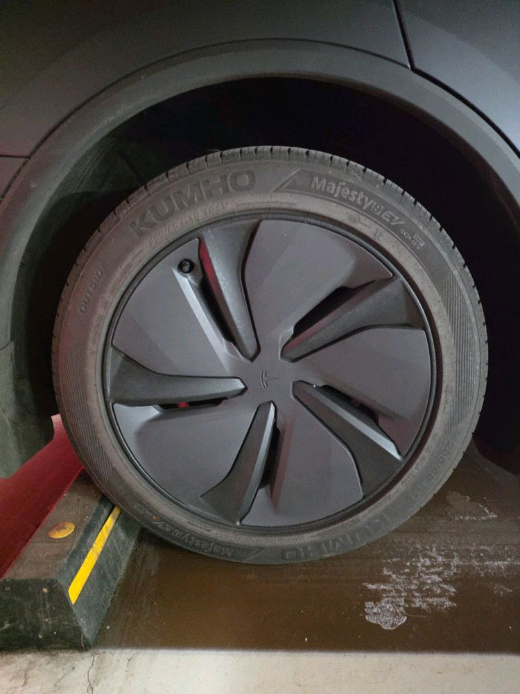 금호 마제스티9 ev 솔루스 TA91 (255/45/19) 테슬라 출고타이어--5