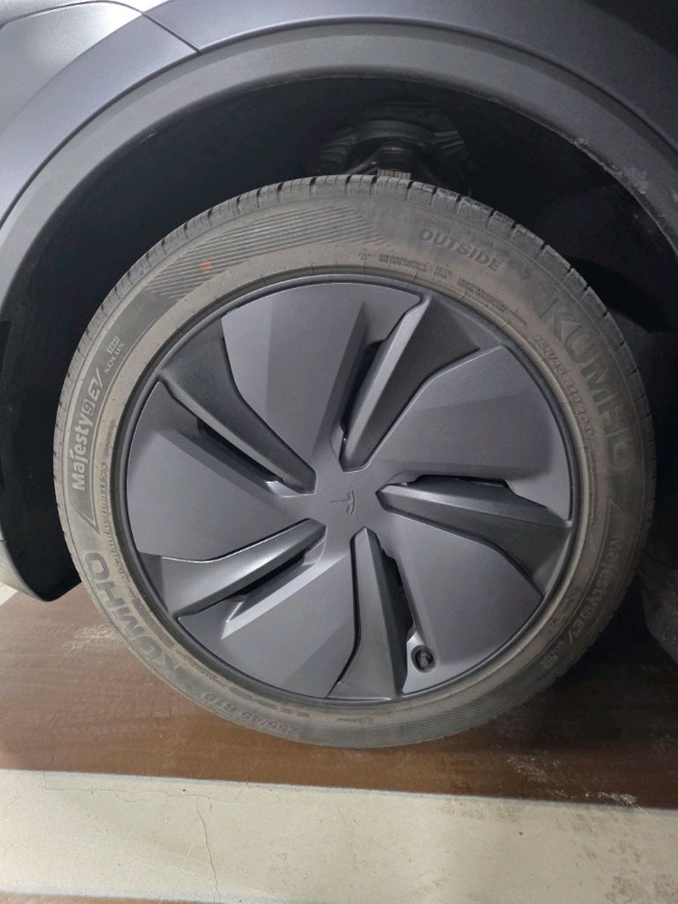 금호 마제스티9 ev 솔루스 TA91 (255/45/19) 테슬라 출고타이어--7