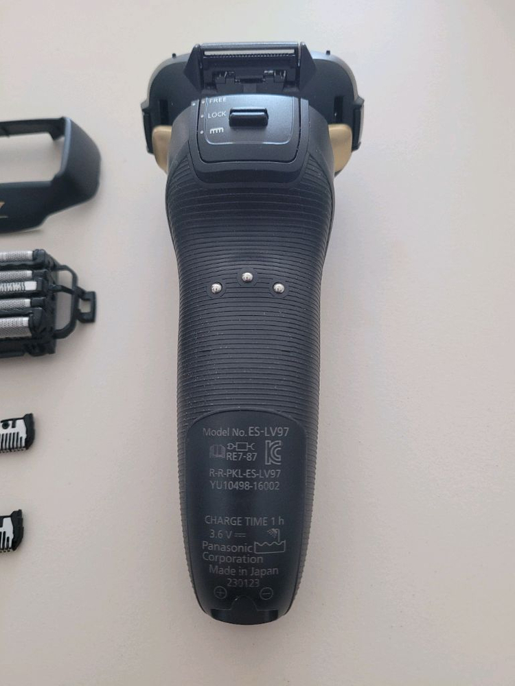 전기면파나소닉 전기면도기+세척기 람대쉬 Arc5 ES-LV97도기 세트--2