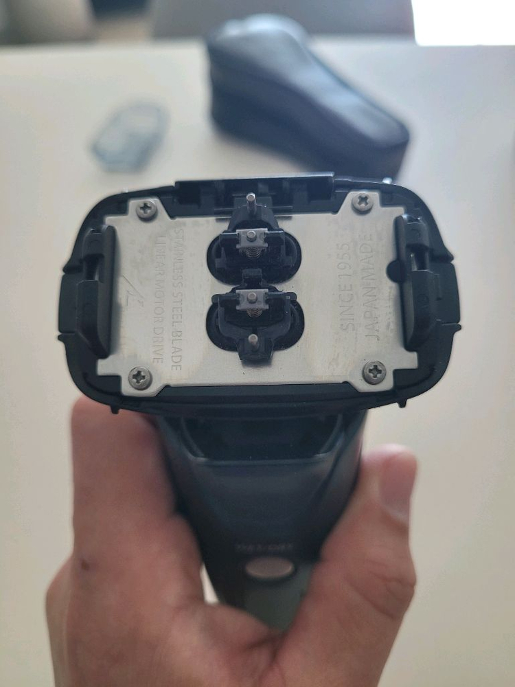 전기면파나소닉 전기면도기+세척기 람대쉬 Arc5 ES-LV97도기 세트--5