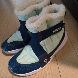 나이키 키즈부츠 플렉스 어드벤스 220