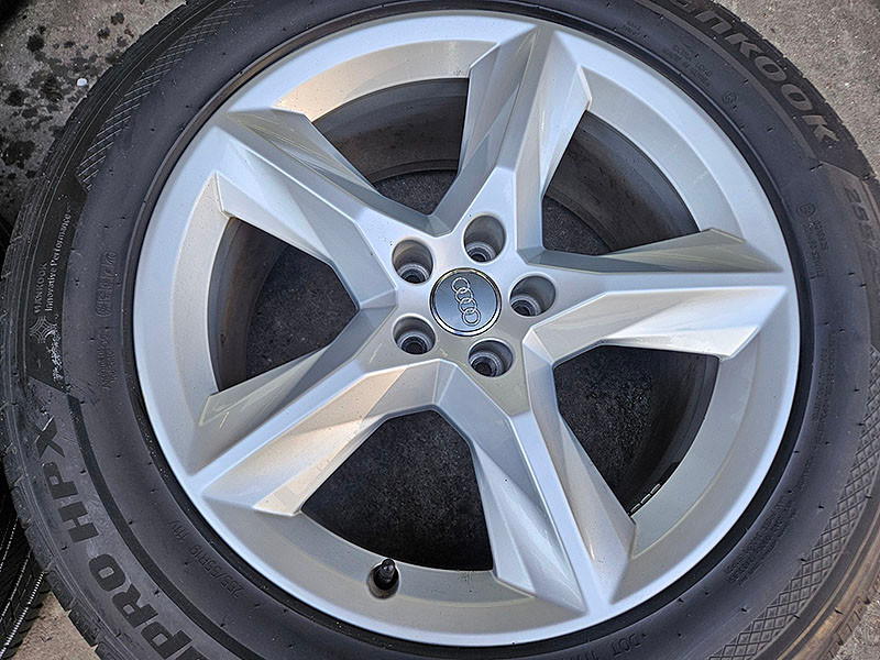 아우디 Q7 순정 정품 19인치 휠타이어 셋트--3