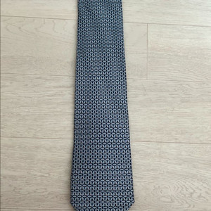 페레가모 넥타이 새상품