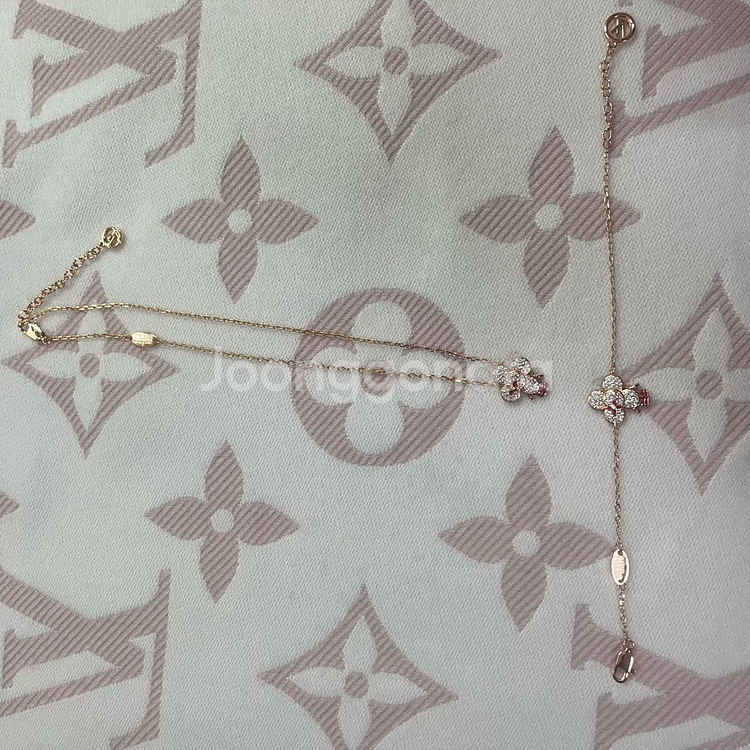 새상품 루이비통 비비엔 목걸이 팔찌 세트 로즈골드--1