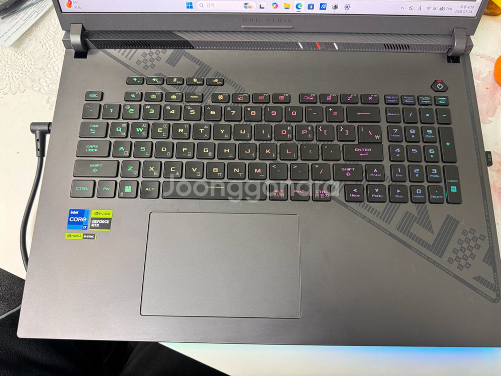 ROG 스타릭스 G18 i7, RTX 4070 게이밍 노트북--1