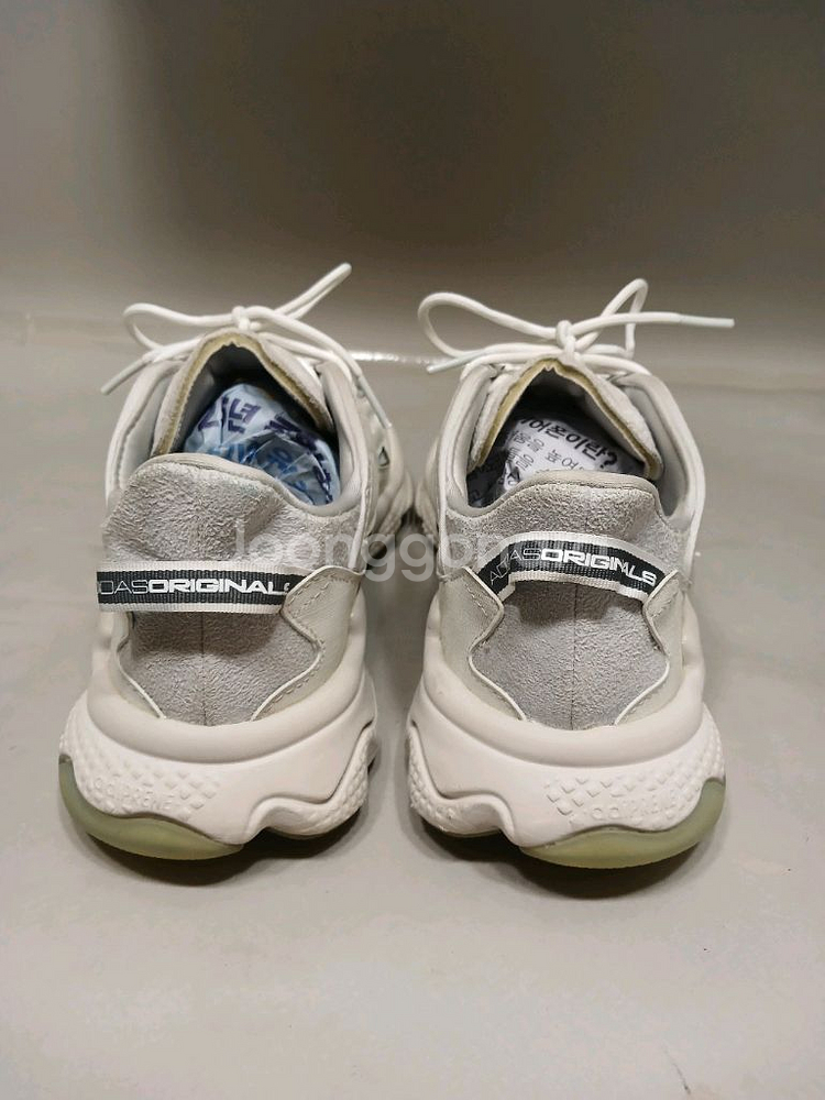 아디다스 오즈위고 셀록스 240--5