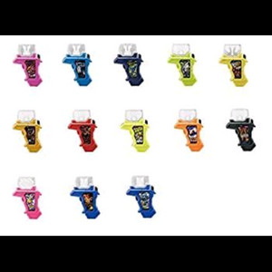 가면라이더 에그제이드 가샤트로피 삽니다.