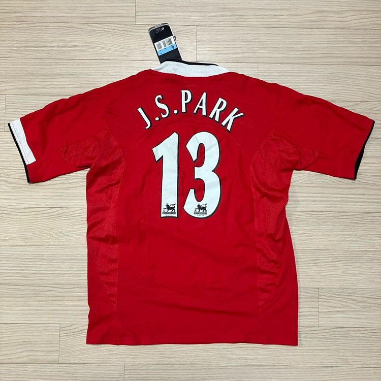 [새상품] 맨체스터 유나이티드 04-06 박지성 유니폼 (친필 사인)--1