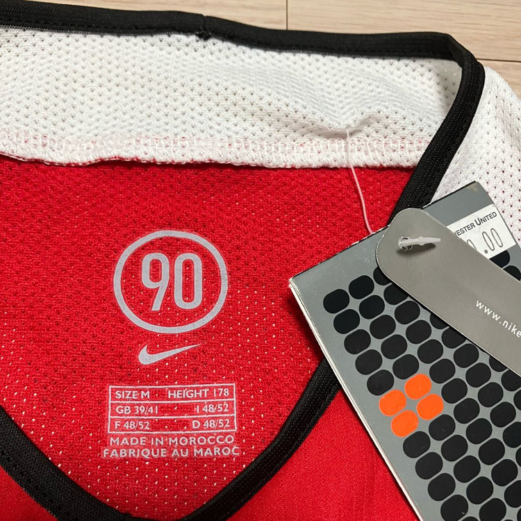 [새상품] 맨체스터 유나이티드 04-06 박지성 유니폼 (친필 사인)--2