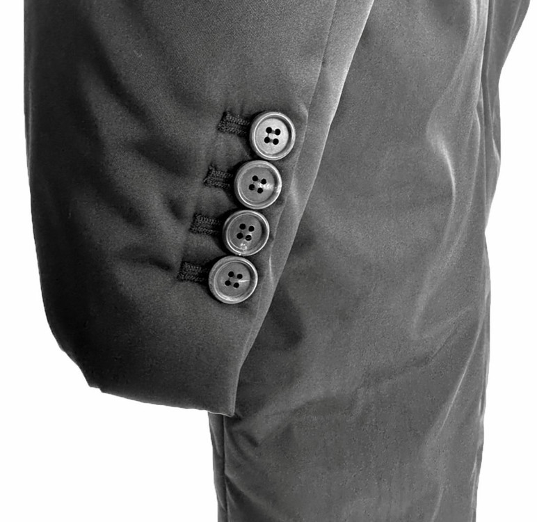 [38] 프라다 여성 리나일론 삼각로고 다운 벨트 롱 패딩 코트 블랙--6