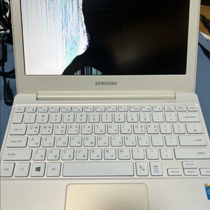 삼성 노트북 NT110S1J-K13M 부품용(액정파손)
