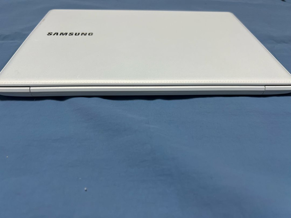 삼성 노트북 NT110S1J-K13M 부품용(액정파손)--2