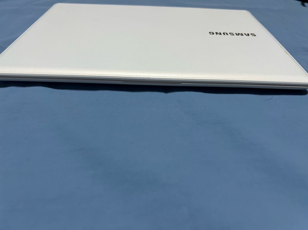 삼성 노트북 NT110S1J-K13M 부품용(액정파손)--4