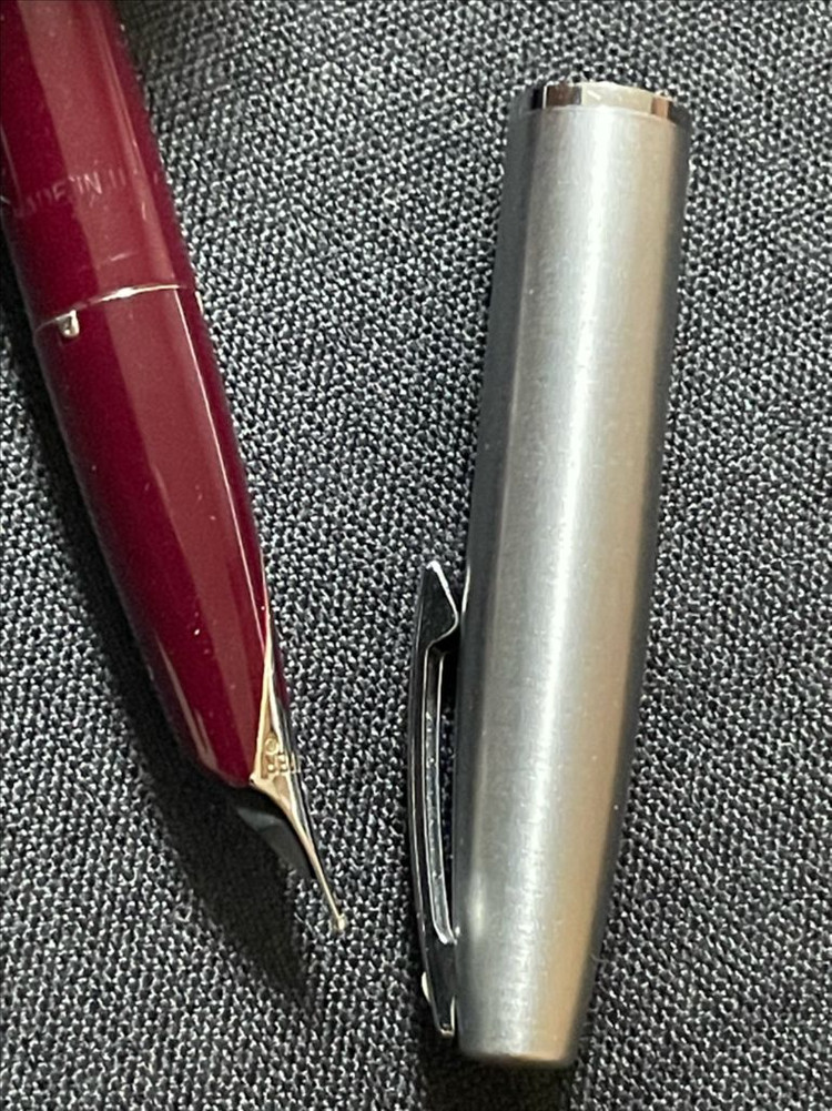 쉐퍼 만년필 트라이엄프 임페리얼 스틸 캡 버건디 CT 스텐레스스틸 M닙 이미지