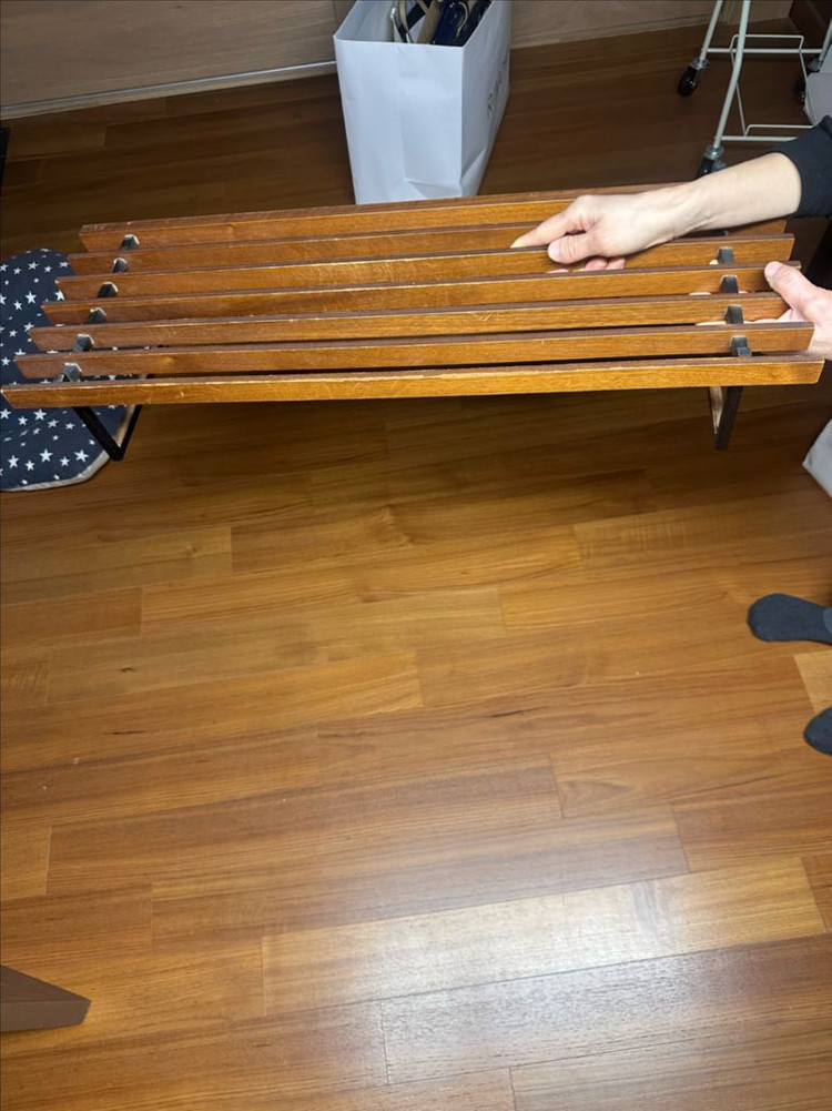 데니쉬 벽걸이 선반 행거--1