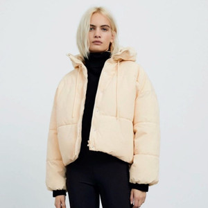 자라 버터크림 여성 후드 패딩 푸퍼 XS 중고