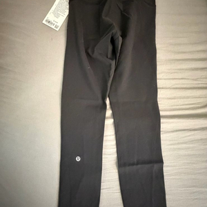 룰루레몬 Wonder Train 블랙 레깅스 4 (새상품)