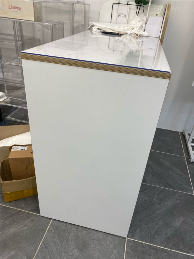 안내데스크 계산대 카운터 매장 조명--2