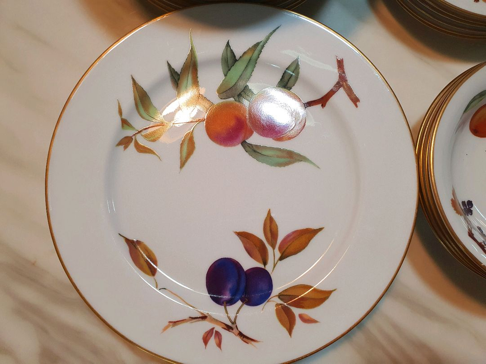 영국산로얄우스터 이브샴골드 개당값--3