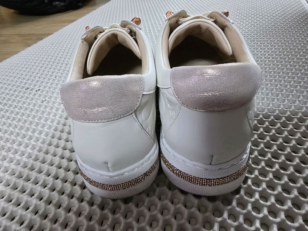 텐디 스니커즈 235 사이즈--3