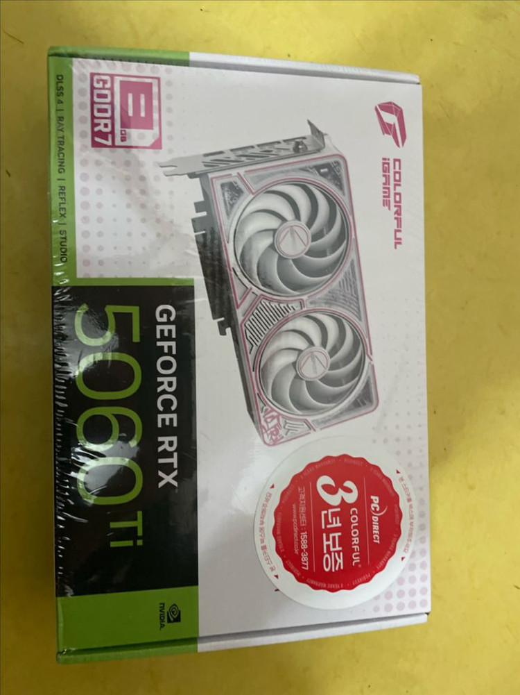미개봉 RTX 5060 Ti 그래픽카드 이미지