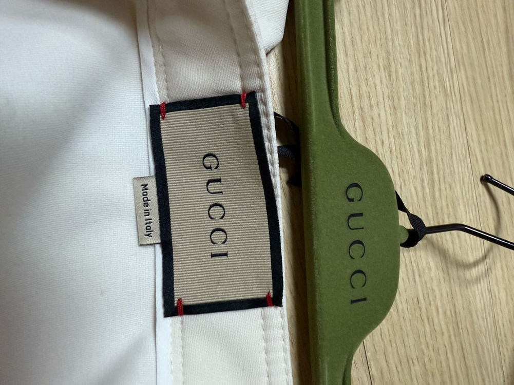 구찌 아이보리 플리츠 스커트 36사이즈. 정품, 새상품+벨트포함--3